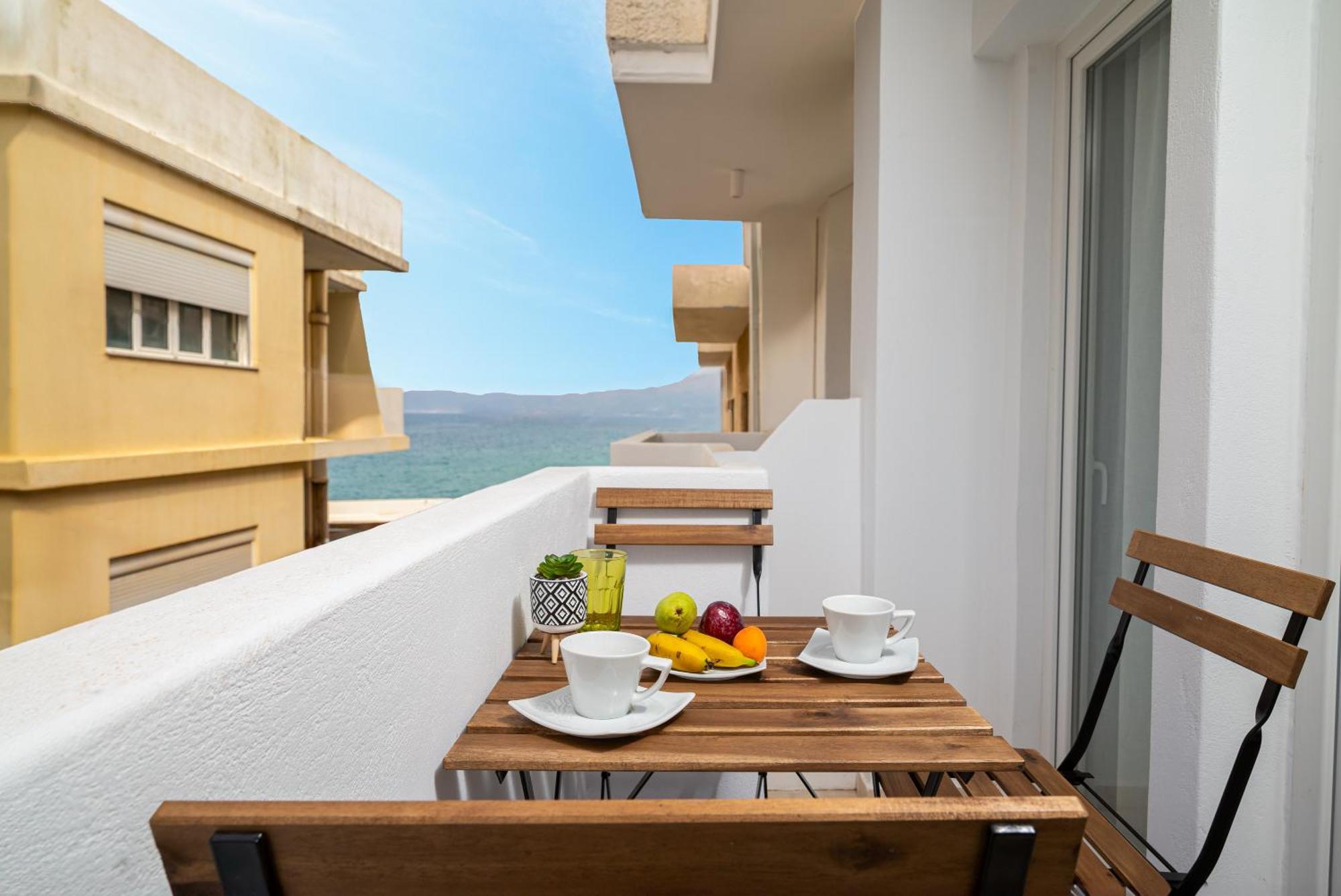 Makas Suites Hersonissos  Exterior photo